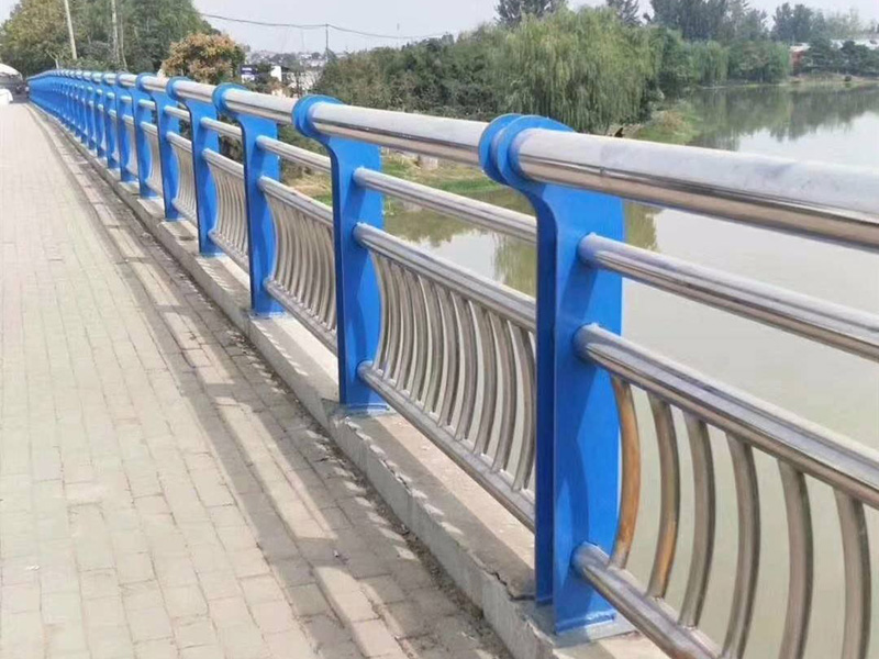 不锈钢复合管护栏10